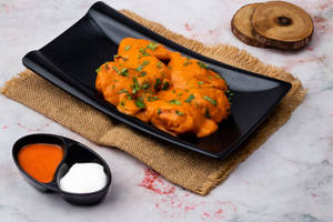 Chicken Makhani Momos