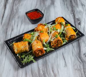 Chicken Spring Roll (8 Pcs)