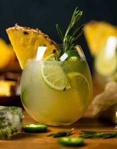 Lime pineapple soda