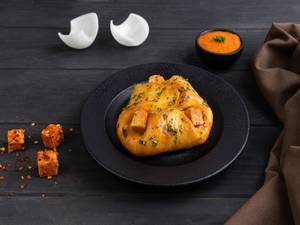 Makhani Pizza Pocket Non Veg