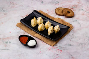 Chicken Steamed Momos [6 Pieces]