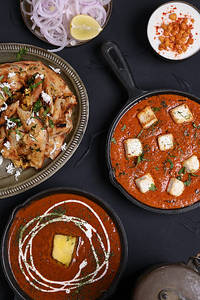 Onion Chur Chur Naan Combo
