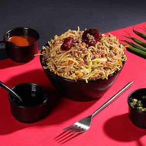 Veg Burnt Garlic Noodles