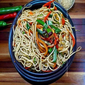 Veg Chilli Garlic Noodles