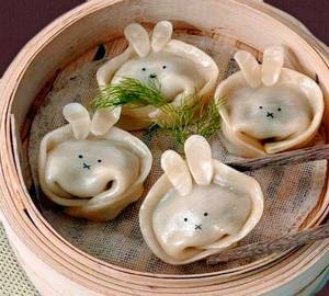 Momo crispy and crunchy chicken cheese fried