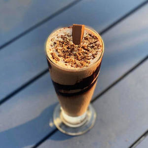 Kitkat Cold Coffee