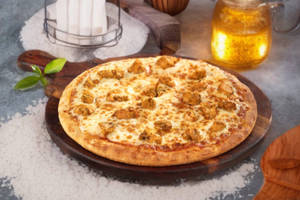 Kadhai Paneer Tikka Pizza