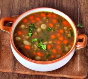 Veg Schezwan Soup (Full)