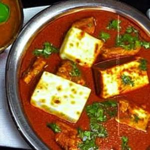 Aloo Pyaaz Paneer