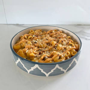 Hot Mushroom Mac N' Cheese