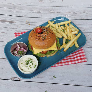Peri Peri Paneer Burger