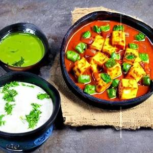Veg Lazeez Paneer