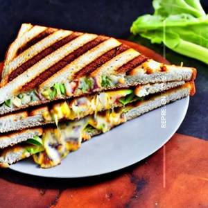 Veg Cheese Sandwich (Grilled)
