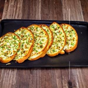Jain garlic bread