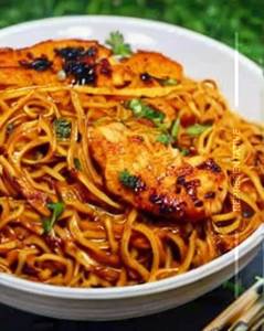 Chicken burnt garlic noodles                                                              