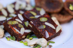 Kaju Anjeer Burfi