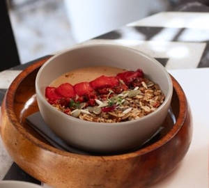 Butter Berry Smoothie Bowl