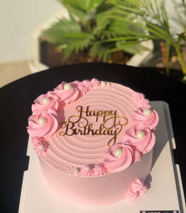 Eggless Strawberry Cake (1 Pound)