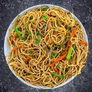 Non Veg Combi Hakka Noodles ( Half ) 