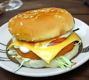Indian Chilli Cheese Burger