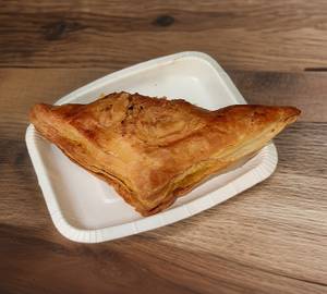 S Paneer Puffs (100 gms)