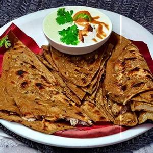 Chicken Albaik Shawarma Dryfruit (Rumali Roti)