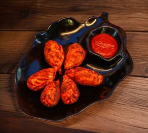 Paneer Fried Tandoori Momos (6 Pcs)