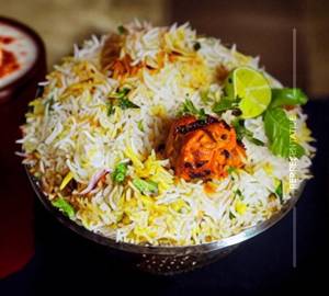 Lasooni Chicken Tikka Biryani