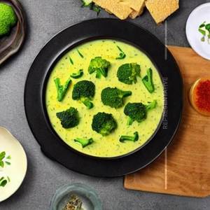 Broccoli In Cheese Sauce