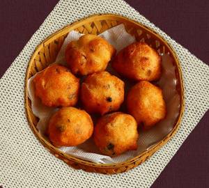 Mysore Bonda [ 4 Pieces]