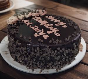 Dark chocochips Cake