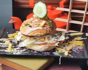 Peri Peri Paneer Burger