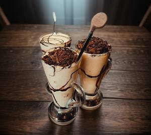 Thick Cold Coffee withCrush