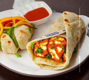 Cheese Paneer Roll