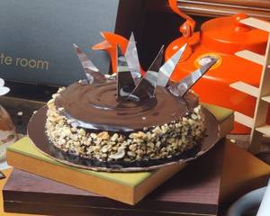 Eggless Choco Walnut Cake