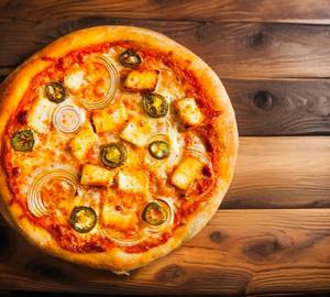 Tandoori paneer tikka pizza