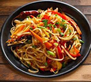 Veg Chilli Garlic Chowmein