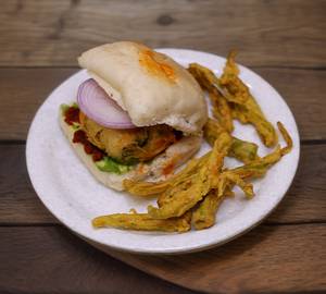 Onion vadapav