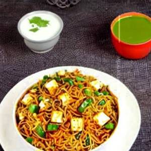 Veg Paneer Chowmein