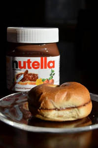 Nutella Bun Maska