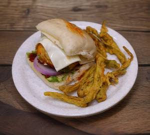 Special amdavadi vadapav girl