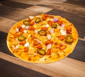 Tandoori chicken  pizza
