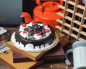 Eggless Black Forest Cake