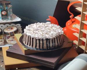 Eggless Pure Chocolate Cream Cake