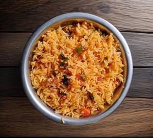 Veg Fried Rice (750Ml)