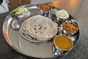 Regular Thali [Packed In Box]