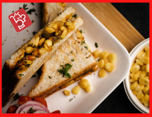 Corn Capsicum Sandwich