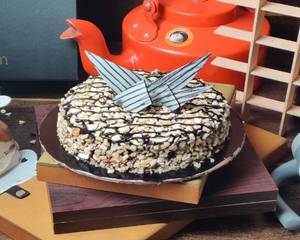 Eggless Choco Crunch Cake