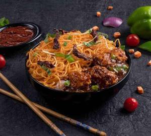 Chilly Basil Noodles & Black pepper chicken