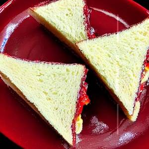 Jam Sweet Sandwich
